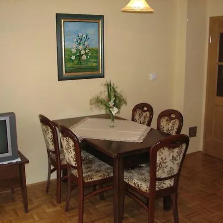 Apartmaji Batl Apartman *